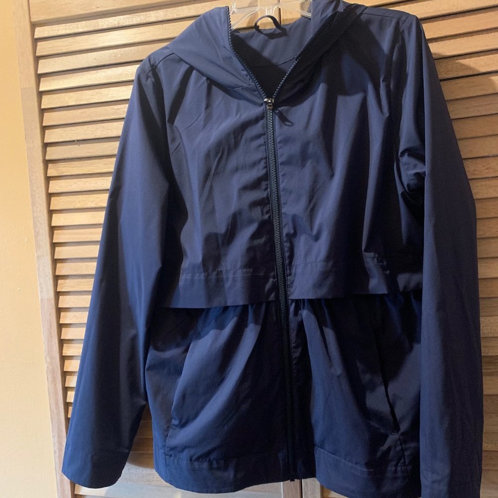 Lululemon jacket, navy blue, size 10